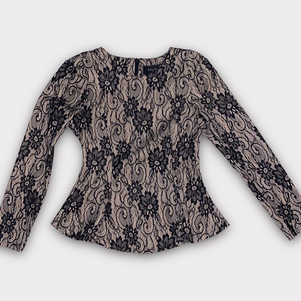 Akira Chicago Black Label Black Lace Long Sleeve Blouse